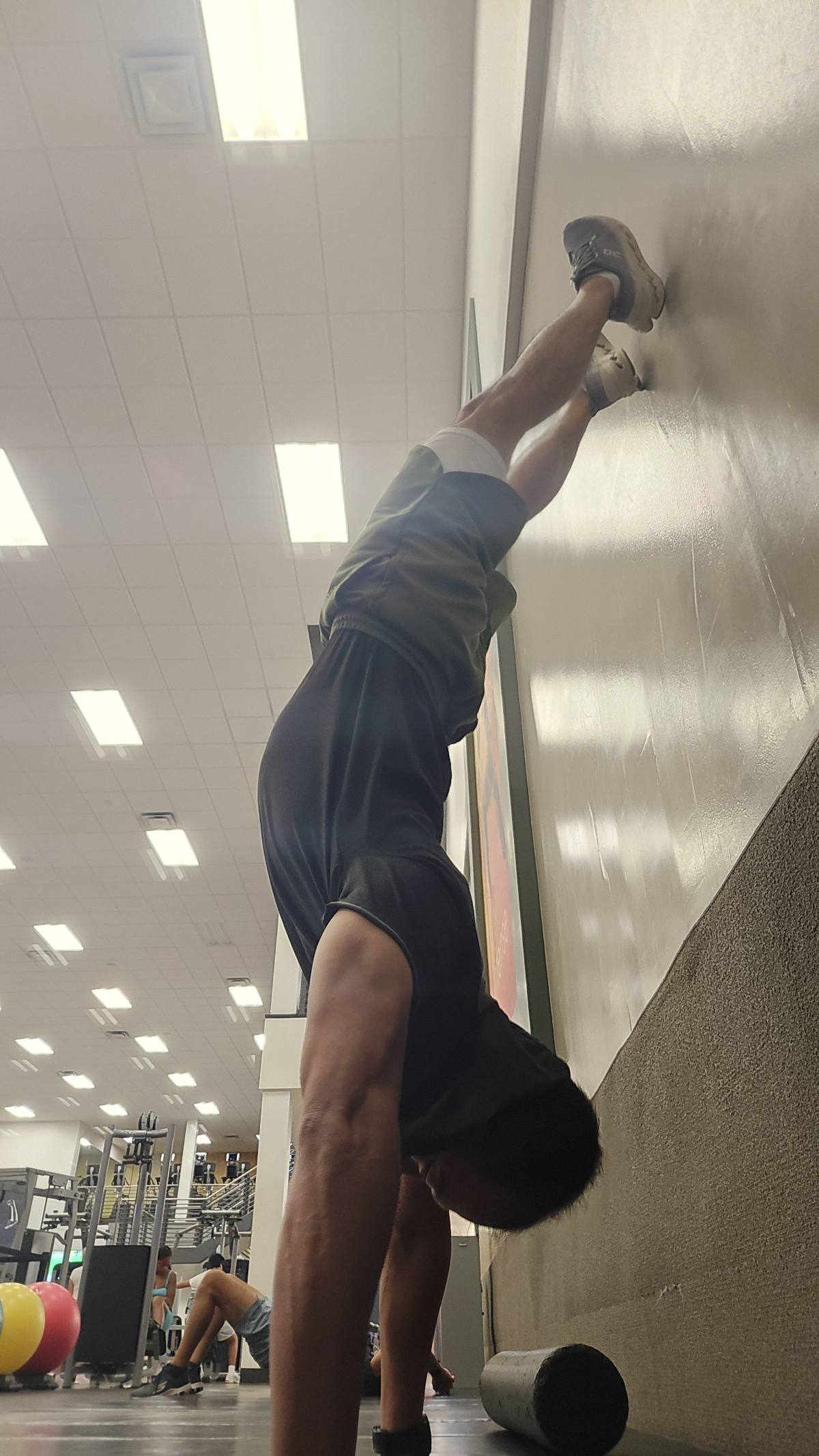 Handstand Day 116-130 · 20 min · 117 kcal