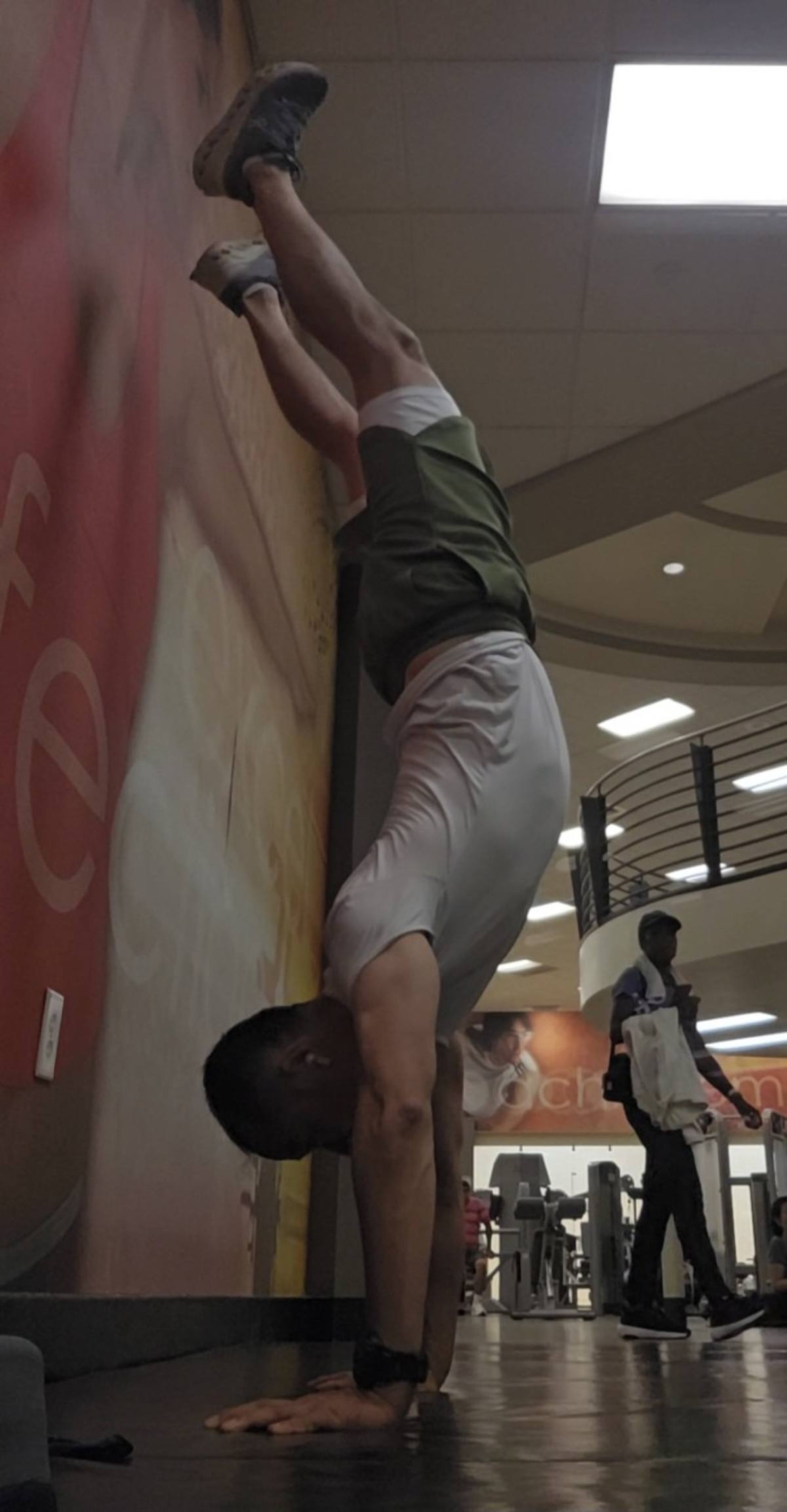 Handstand Day 116-130 · 30 finally realized that I need wrist strength 💪