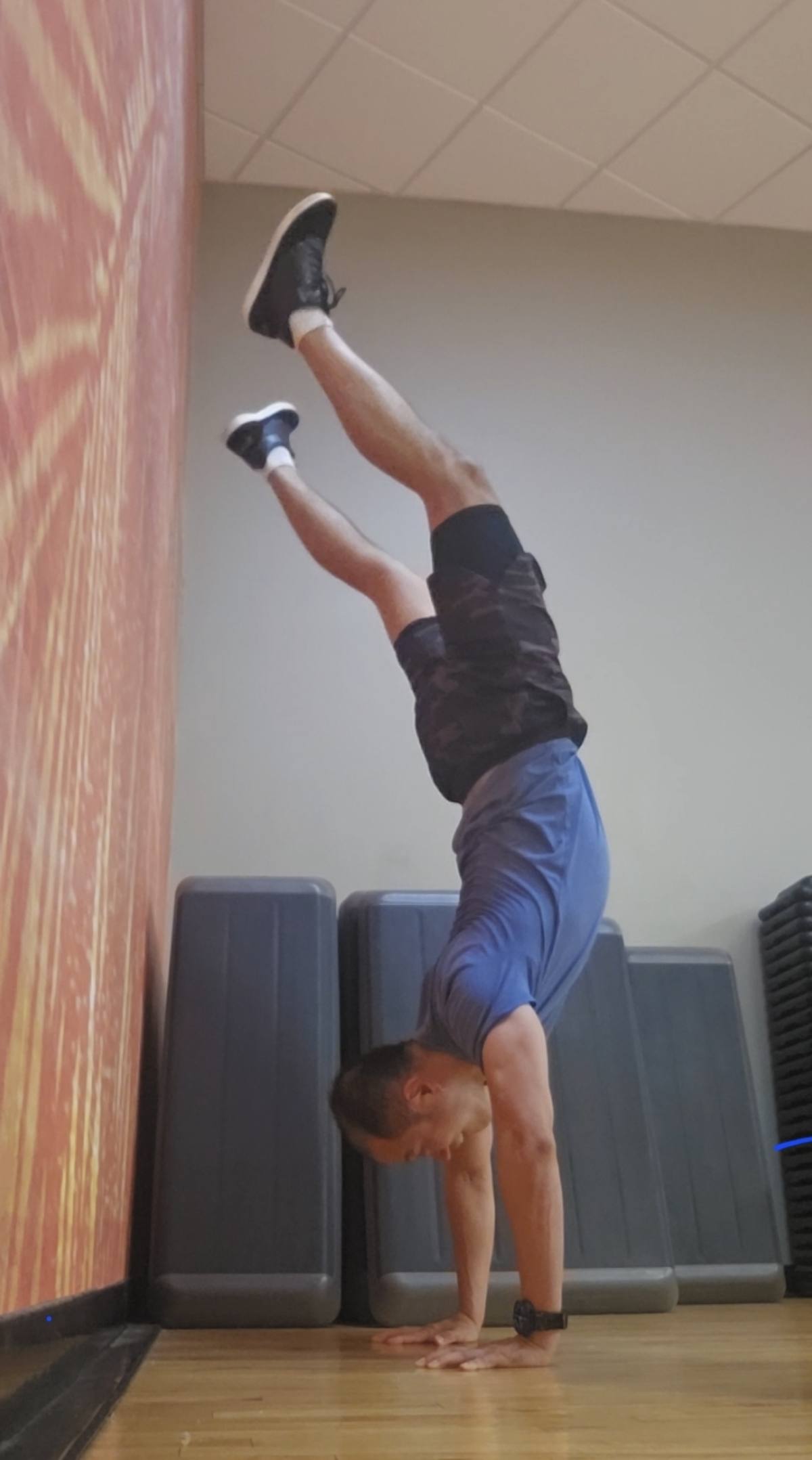 Handstand Day 116-130 · 25 min · 147 kcal