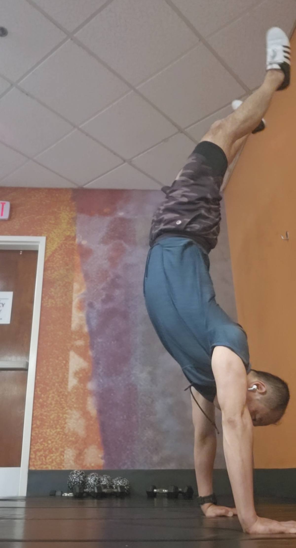 Handstand Day 116-130 · 15 min · 89 kcal